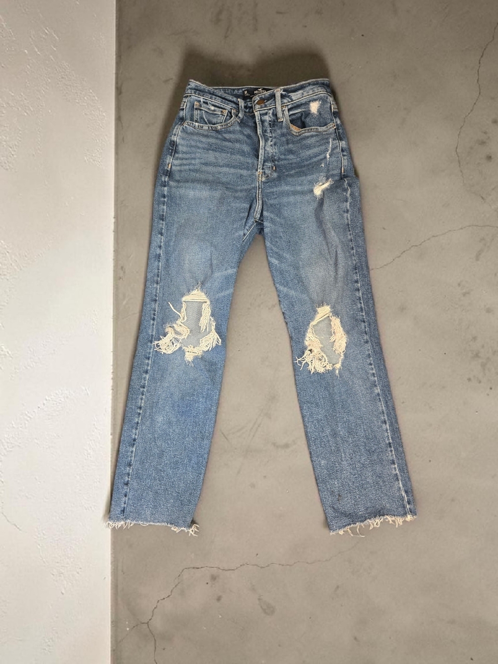 Hollister Light Blue Straight-Leg Ripped Jeans Size 3R